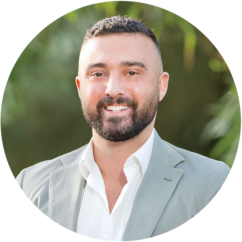 Urban-real-estate-agent-gables-mcgraths-hill-oakville-Micheal