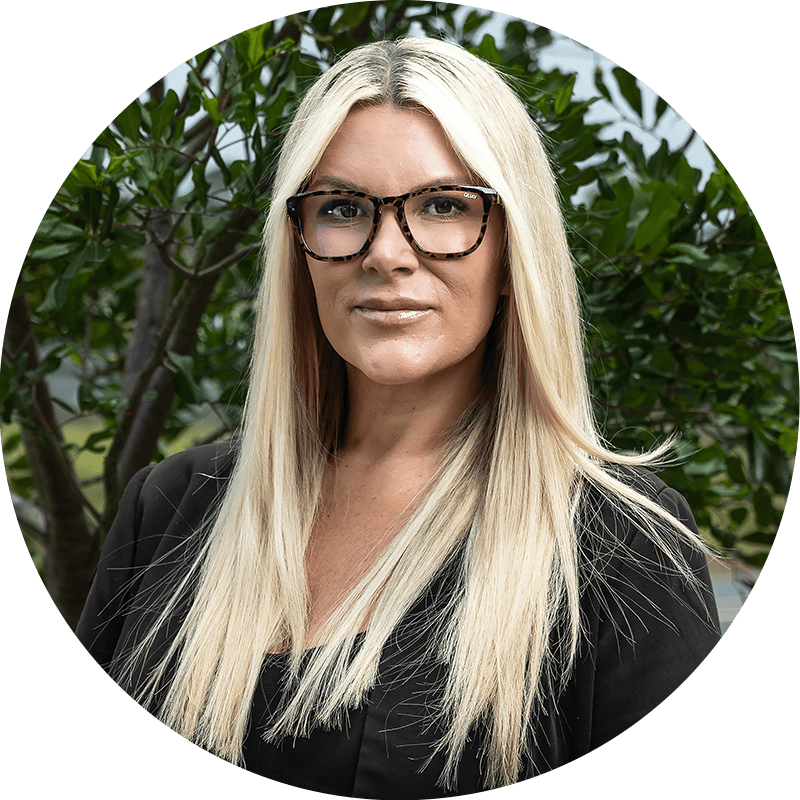 Urban-real-estate-agent-Tullimbar-Calderwood-Albion-Park-Jessica-1