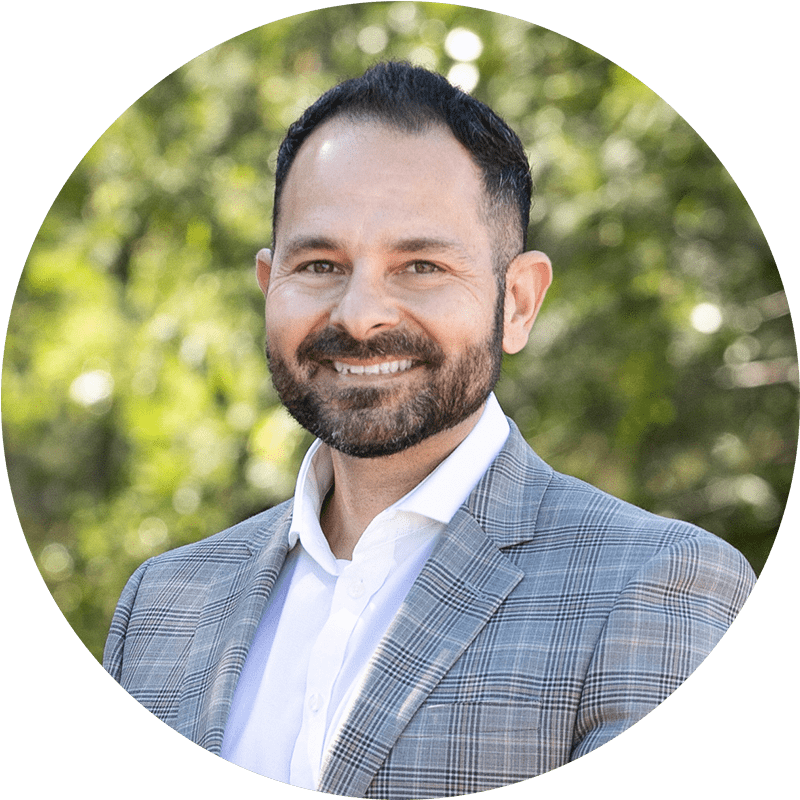 Urban-real-estate-agent-Tullimbar-Calderwood-Albion-Park-Patrick-Ciocca-circle-web-min