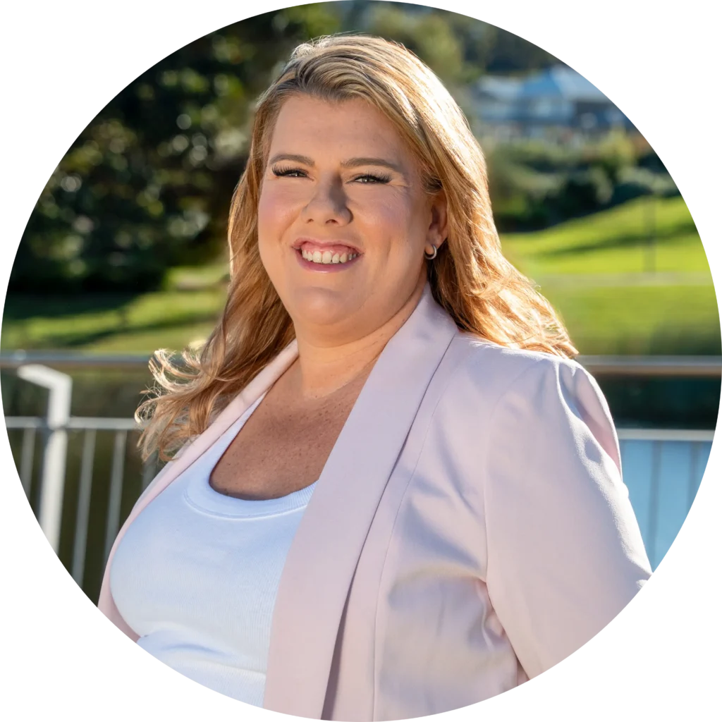 Urban-real-estate-agent-Tullimbar-Calderwood-Albion-Park-Apirl