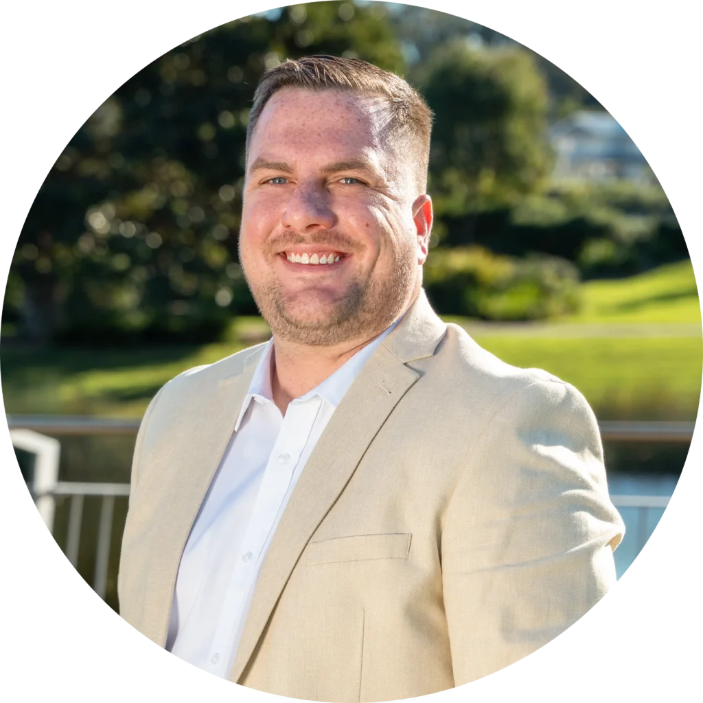 Urban-real-estate-agent-Tullimbar-Calderwood-Albion-Park-owen