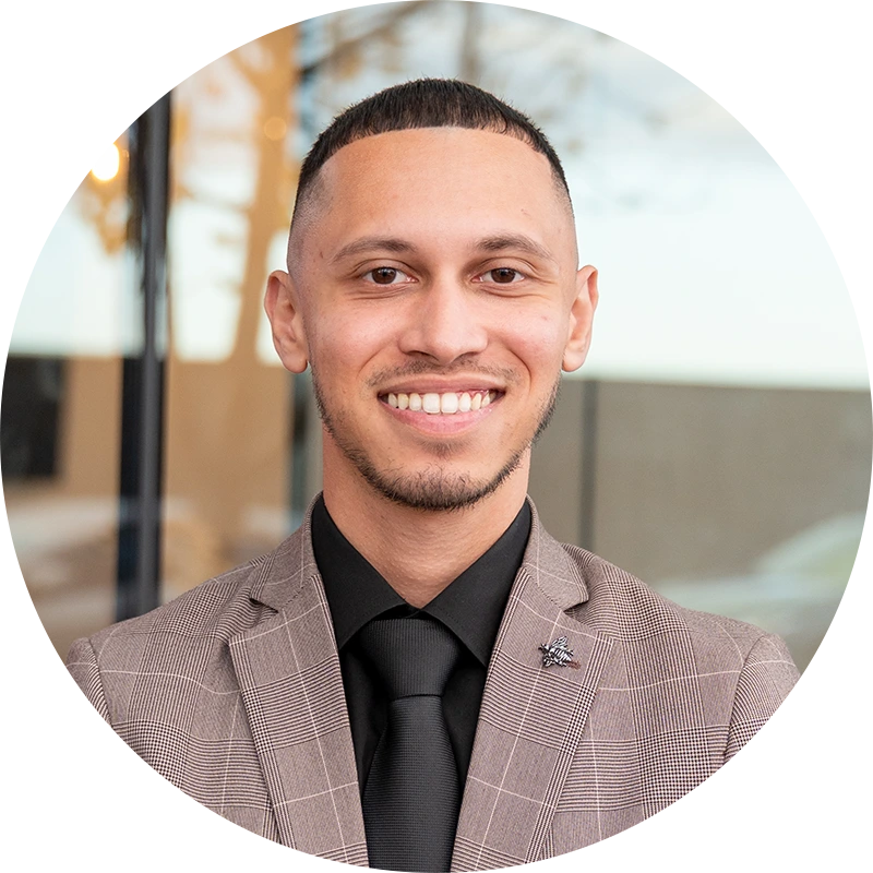 urban-real-estate-agent-Aakthar