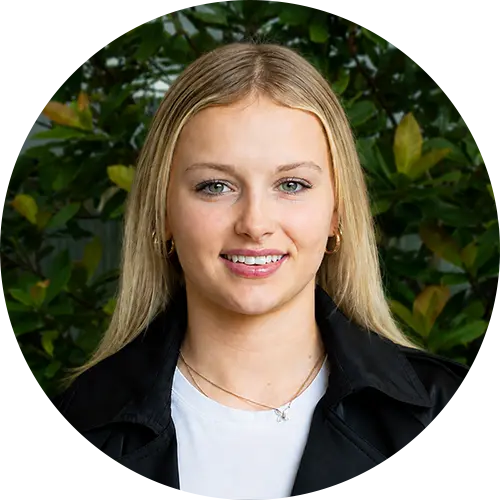Urban-Real-Estate-Agent-Reegen