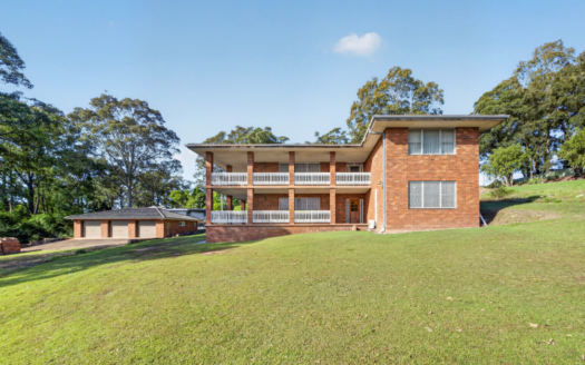 urban-real-estate-agent-bellbird-heights-seven-bedroom-home