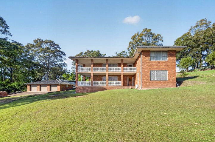Urban lists seven-bedroom Bellbird Heights home with room to reimagine